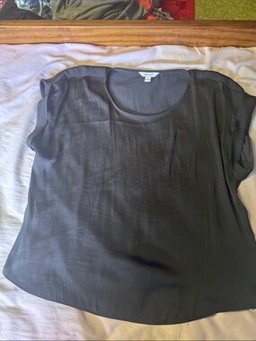 Nine West Black Sheer Scoop-Neck Cap Sleeve Blouse
